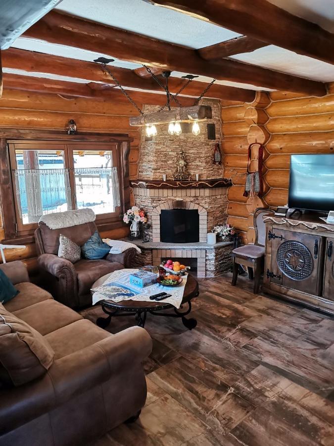 Casa De Poveste Сучевица Экстерьер фото